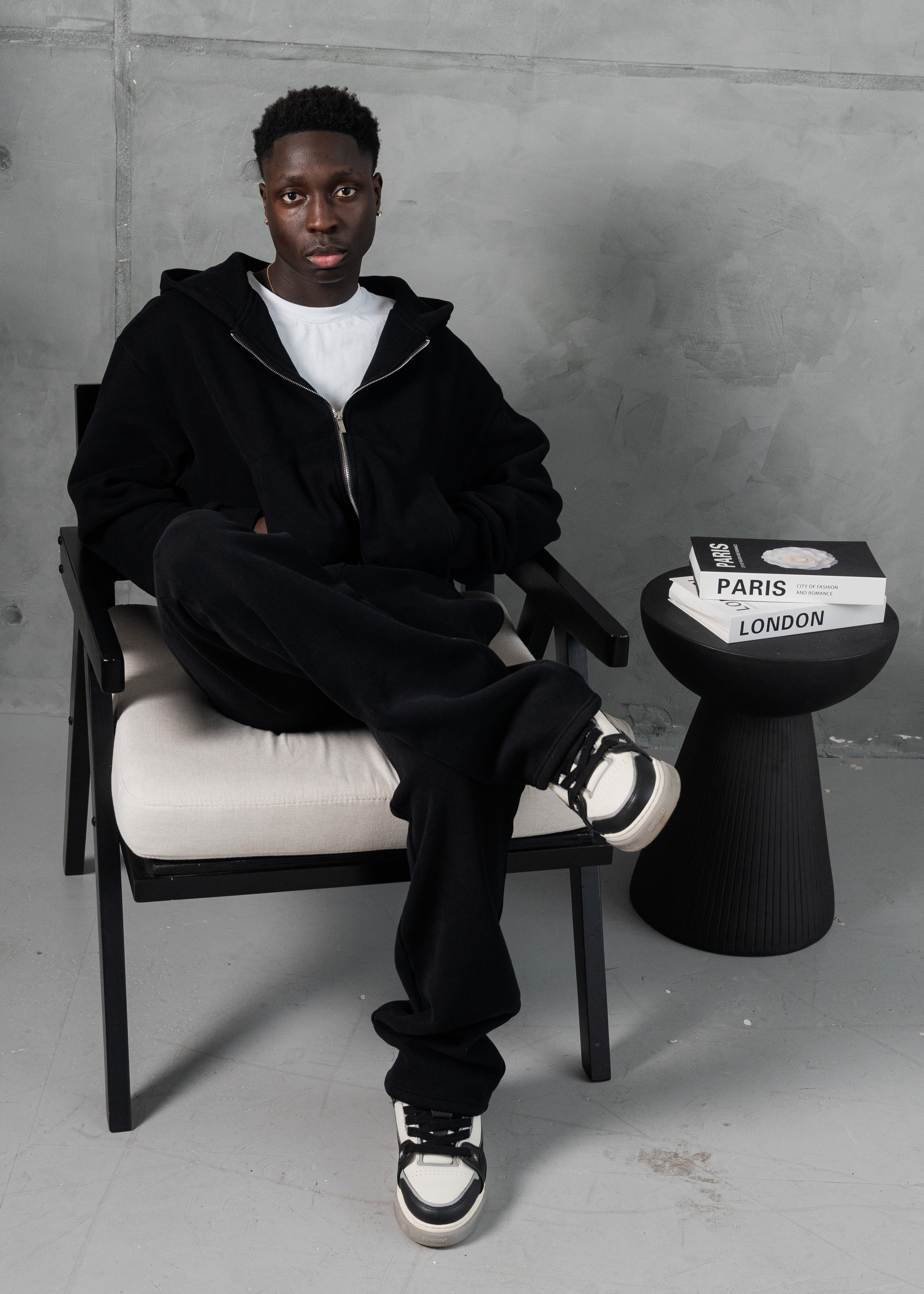 Relaxed Straight Leg Sweatpants